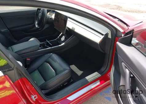 2019 Tesla Model 3 Long Range/Mid Range/Standard Range/Standard Range Plus z USA, uszkodzony, nr VIN 5YJ3E1EA1KF435264